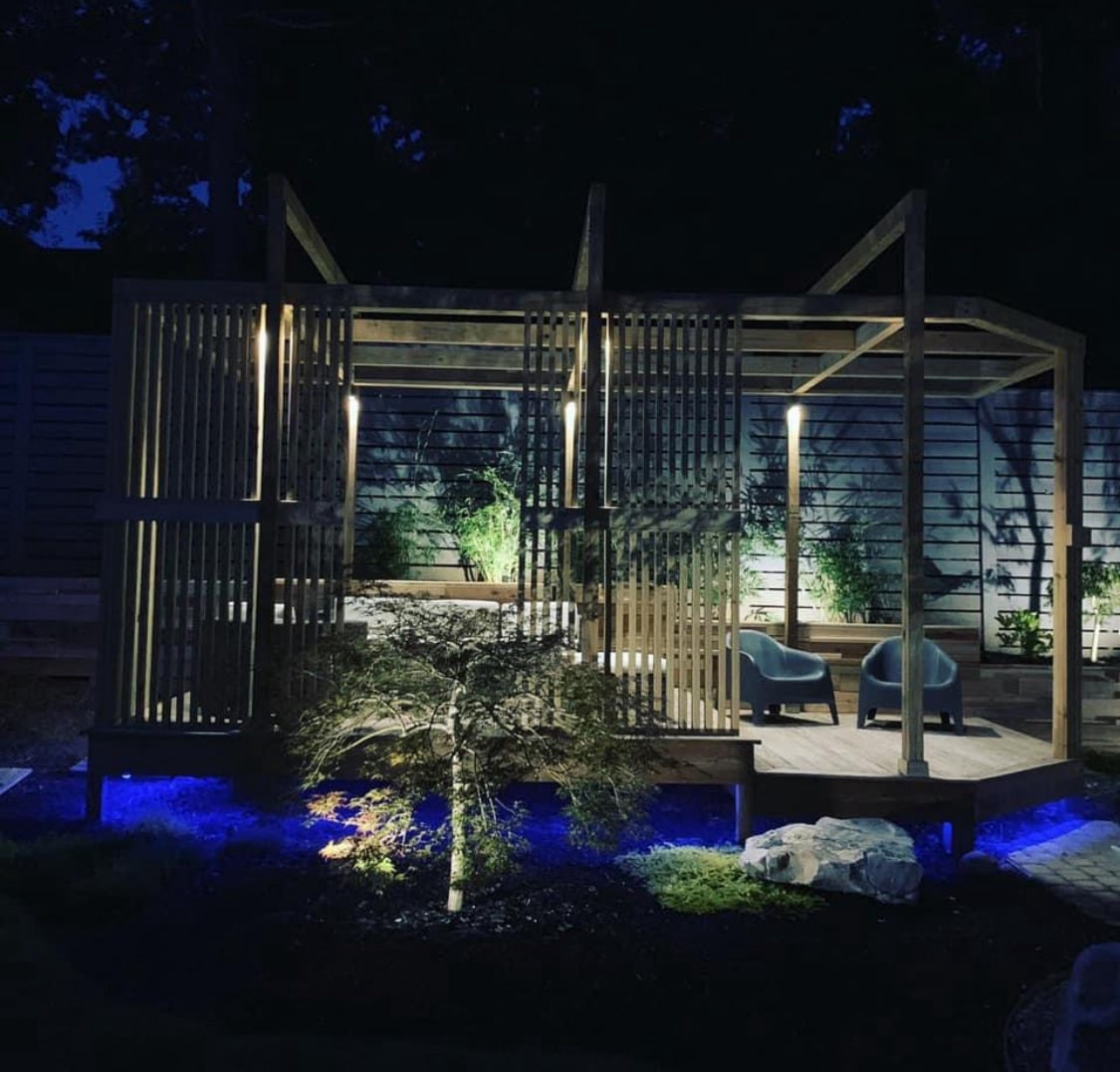 Custom outdoor pergola and deck built in Atlanta